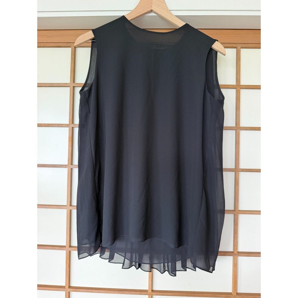UNIQLO Black Sleeveless Chiffon Blouse M Pleated Back Lined Keyhole Top
